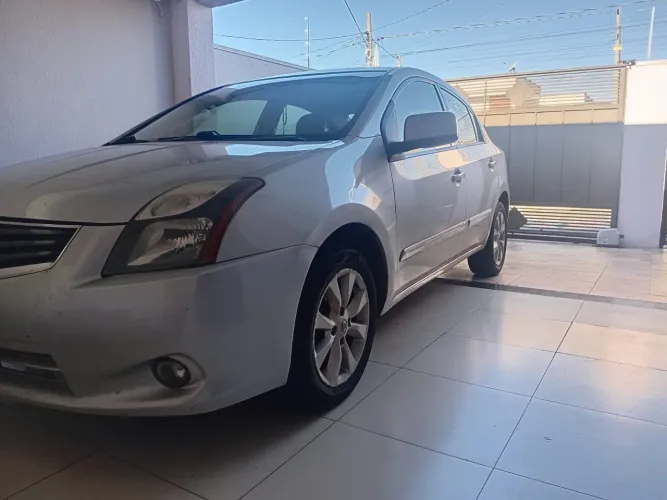Nissan Sentra SL 2.0/ 2.0 Flex Fuel 16V Aut. 2013