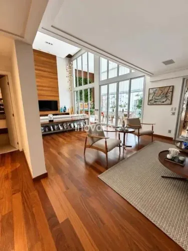 Magnífico Apartamento no Condomínio Duo Alto da Lapa 350m², 4 Suítes, Totalmente Reformad
