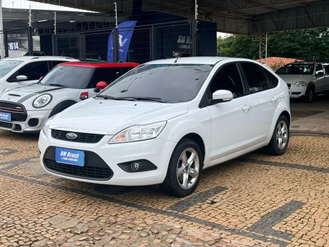 Ford Focus 2.0 16v/ 2.0 16V Flex 5P 2013