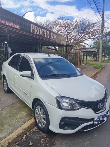 Toyota Etios X Plus Sedan 1.5 Flex 16V 4P Mec. 2020
