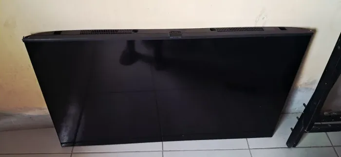 Tv Samsung UN50TU7000G