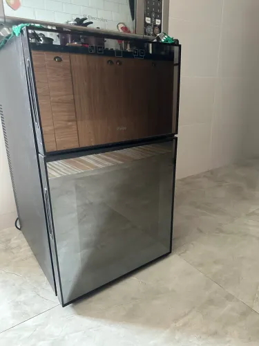 Adega climatizada Philco
