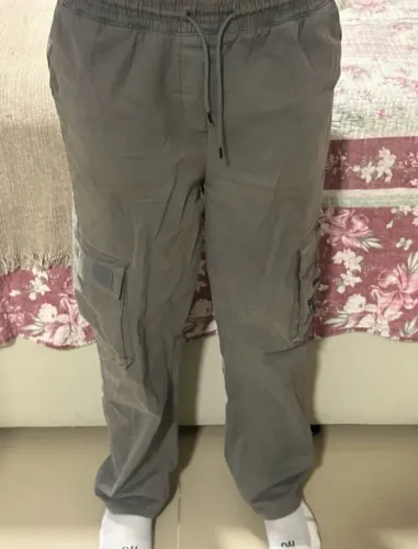 2 Calça Sarja Reta Cargo Com Cadarço(Cinza e Marrom) - Youcom - Tam 42