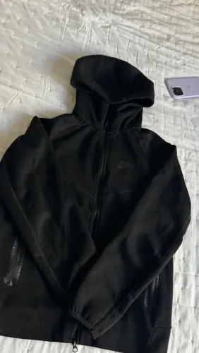 Nike Tech