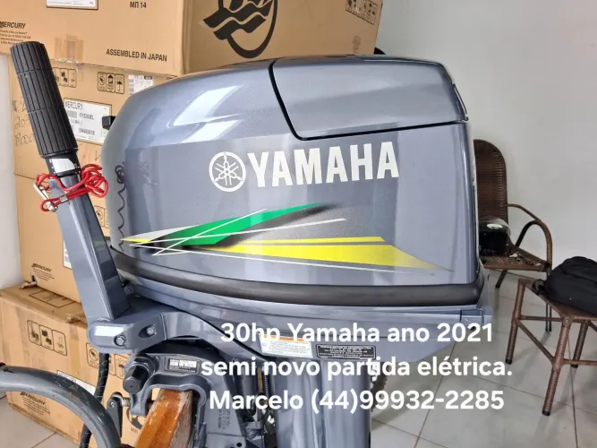 Motor de popa 30hp Yamaha partida elétrica ano 2021 semi novo por menor valor ou parcelo.