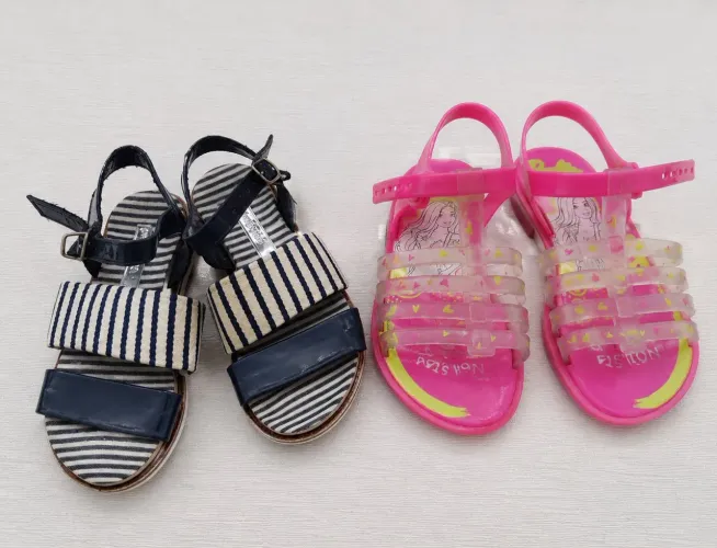 Kit 2 Sandálias Infantis Femininas Nº 28 - Barbie + Listrada Estilo Marinheiro