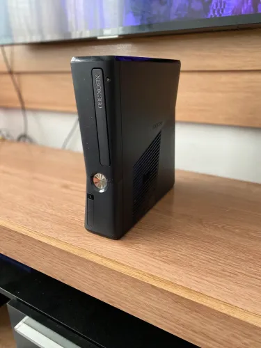 Xbox 360 Super Slim RGH + LT 3.0
