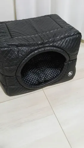Toquinha pet (casinha) NOVA.* nunca foi usada. Estou torrando (paguei $300) caminha linda