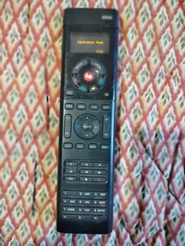 Controle remoto universal com tela digital 