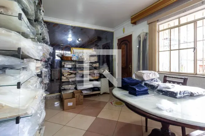 Casa à Venda - Vila Pompéia, 3 Quartos, 300 m2
