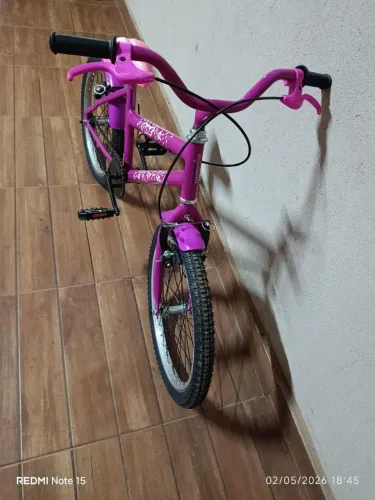 vende-se essa bicicleta zera 600 Reais chama ZAP *