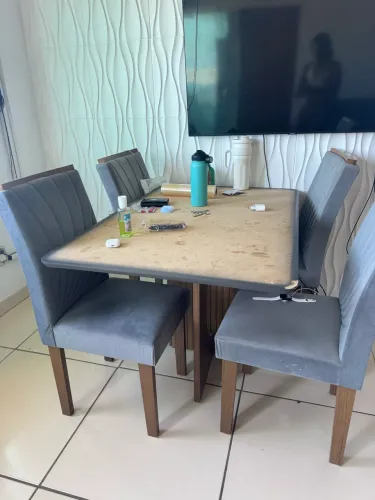 Mesa sem vidro