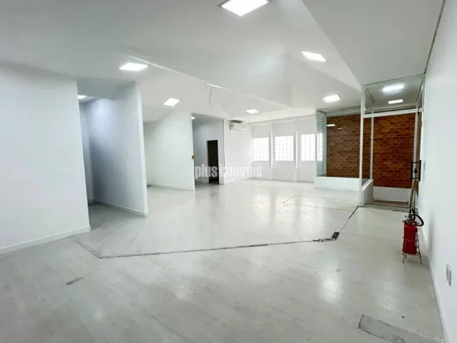 Loja 233 m² santa Cecilia , com mezanino , estacionamento para 3 carros
