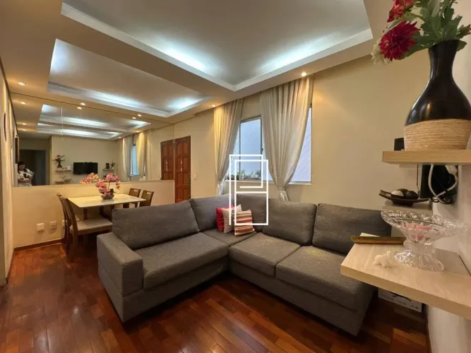 Apartamento com 3 dormitórios à venda, 66 m² por R$ 430.000,00 - Floresta - Belo Horizonte