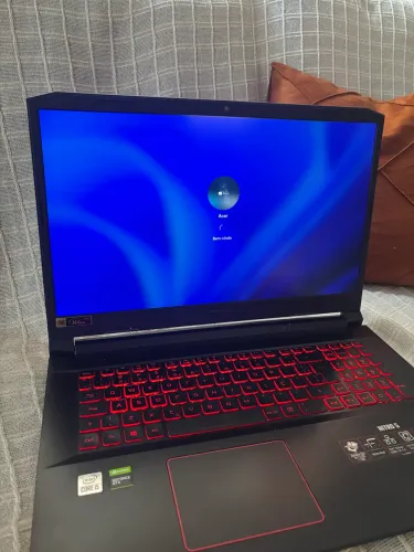 Nitro 5 16GB GTX 1650 1.3TB I5 10°