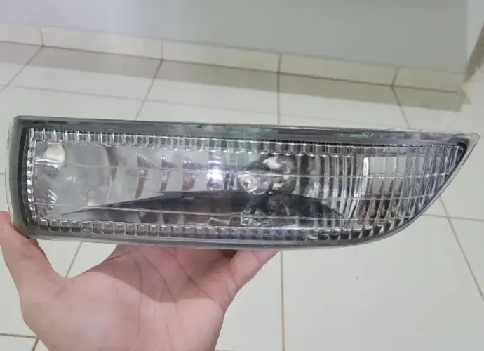 Farol De Milha Esquerdo Corolla E Fielder Brad Pitt 2003 2004 2005 2006 2007 2008