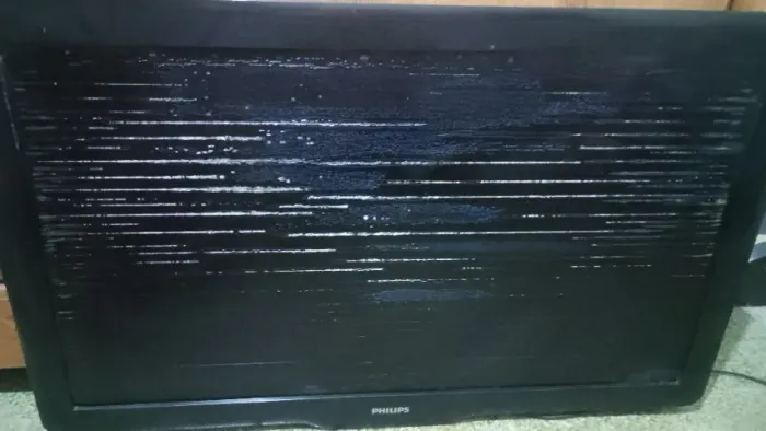 Tv para conserto ou retirada de peças