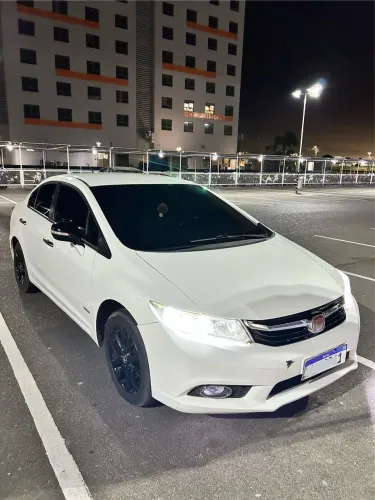 Honda Civic Sedan LXR 2.0 Flexone 16V Aut. 4P 2014