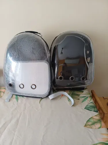 Mochila para gato. 50 reais cada ou 90 reais as duas.