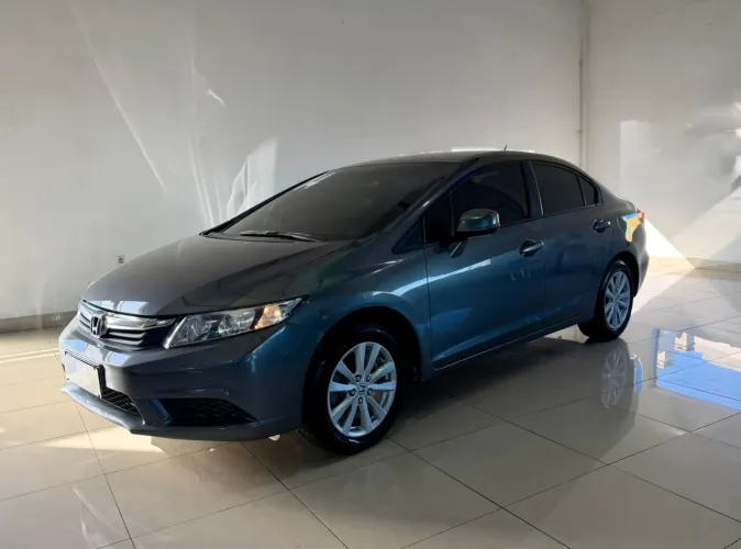 Honda Civic Sedan LXS 1.8/1.8 Flex 16V Mec. 4P 2014