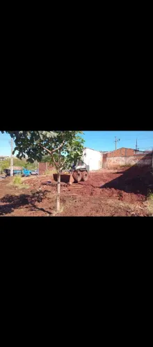 Terreno 422 m,Londrina,1casa pequena,