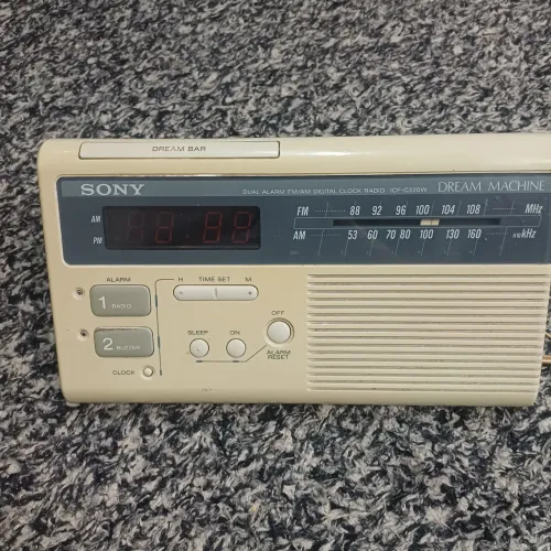 Rádio relógio Sony 