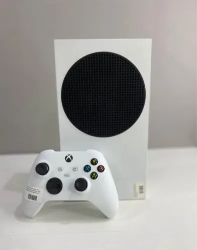 Xbox Séries S seminovo + Controle original com hall efect