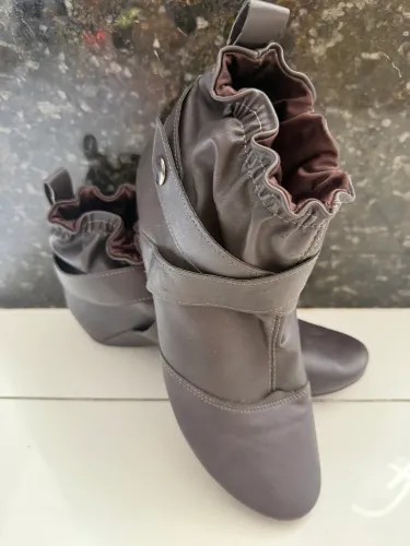 Bota Arezzo Classic Comfort