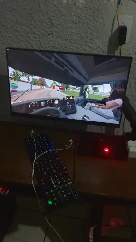 Pc Ryzen 5600g SSD 110 HD 480 + Monitor ultragear 24* 144hz