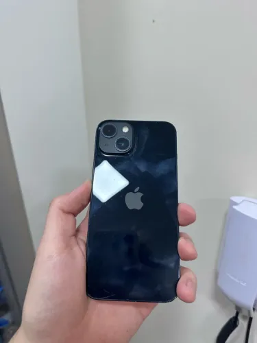 iPhone 13 (60% bateria )