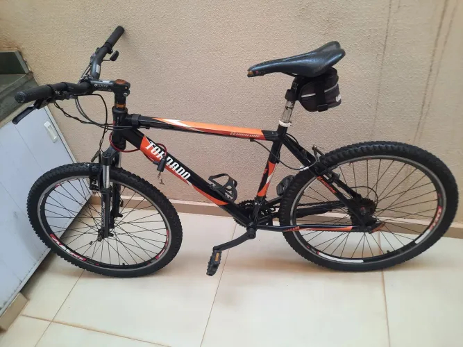 BIKE Tornado High One XT900 aro 26 pneus novos