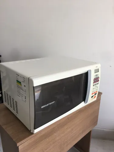 Microondas Brastemp ative 30 lts 127v. Ótimo estado