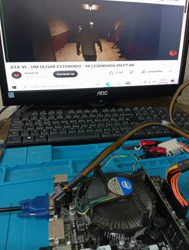 Placa Mãe Gigabyte H110M + i3 6100 S/Espelho (LEIA)
