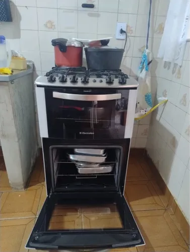 Fogão 4 bocas e 2 forno