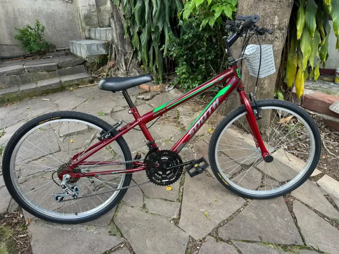 Bicicleta aro 24 com marchas nova com NF