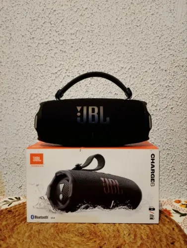 caixa de som bluettoth jbl charge 6 preto