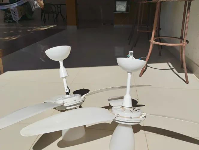 Vendo Excelente Ventilador de Teto