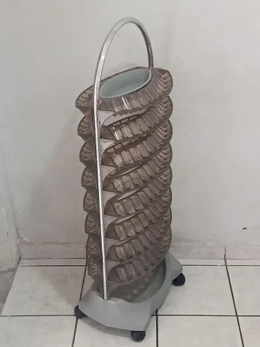 Vendo Carrinho Expesitor de Esmalte