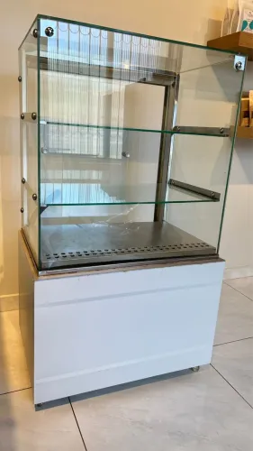 Vitrine refrigerada 70cm gelada