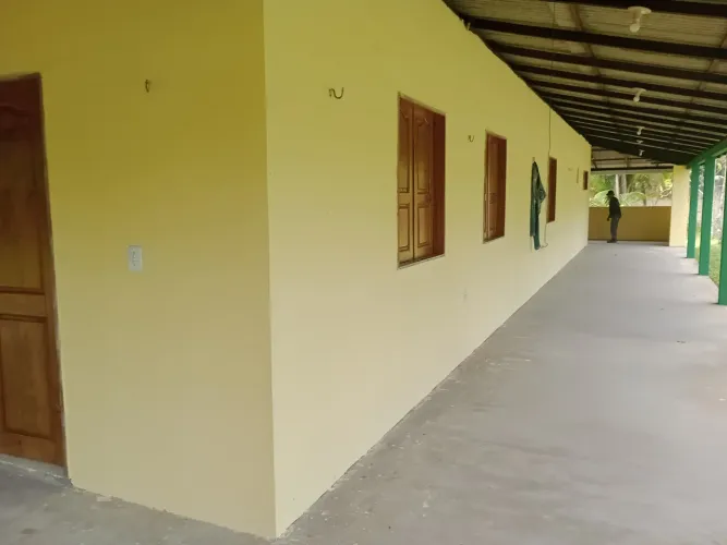 Casa com 5 quartos sendo 3 suítes Pa 140 km 23- Santo Antônio do Tauá - PA