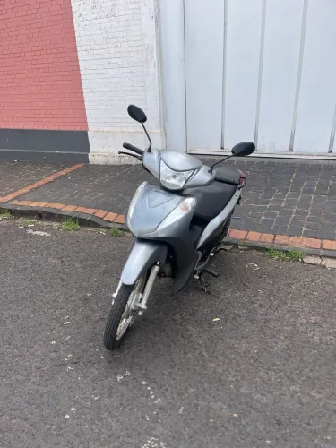 Honda biz 125 ÉS ?Pouquíssima rodada?
