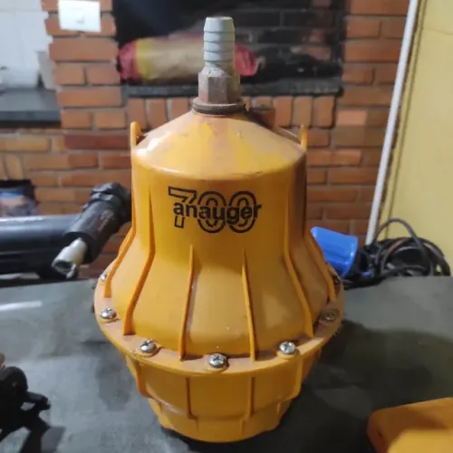 Bomba Submersa Anauger 700 / 220V