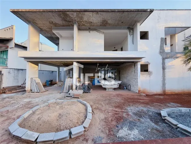 Granville - Casa de Condomínio 4 quartos, sendo 4 suítes