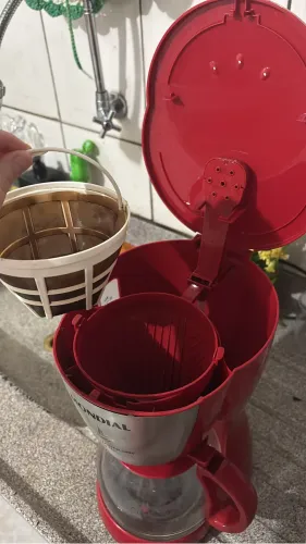 Vendo Cafeteira Usada