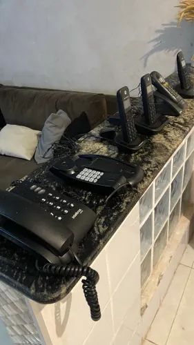 Vende-se telefones fixo