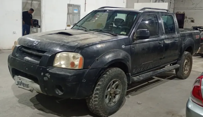 Nissan Frontier XE Attack CD 2.8 TDI Diesel 2006
