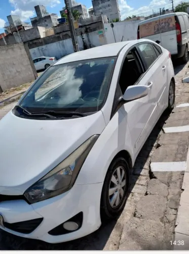 Hyundai HB20S C.style/c.plus1.6 Flex 16V Aut. 4P 2014