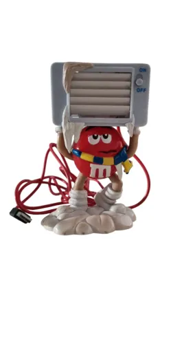 Boneco M&M com ventilador USB de baixa frequência