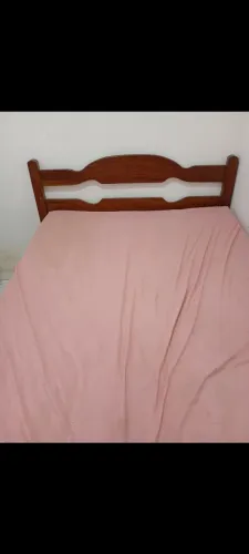 Cama de casal madeira