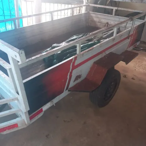 Carretinha reboque nova